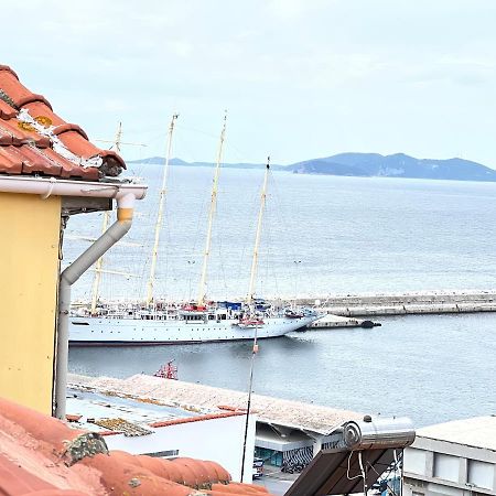 Theothea Suites Kavala Esterno foto