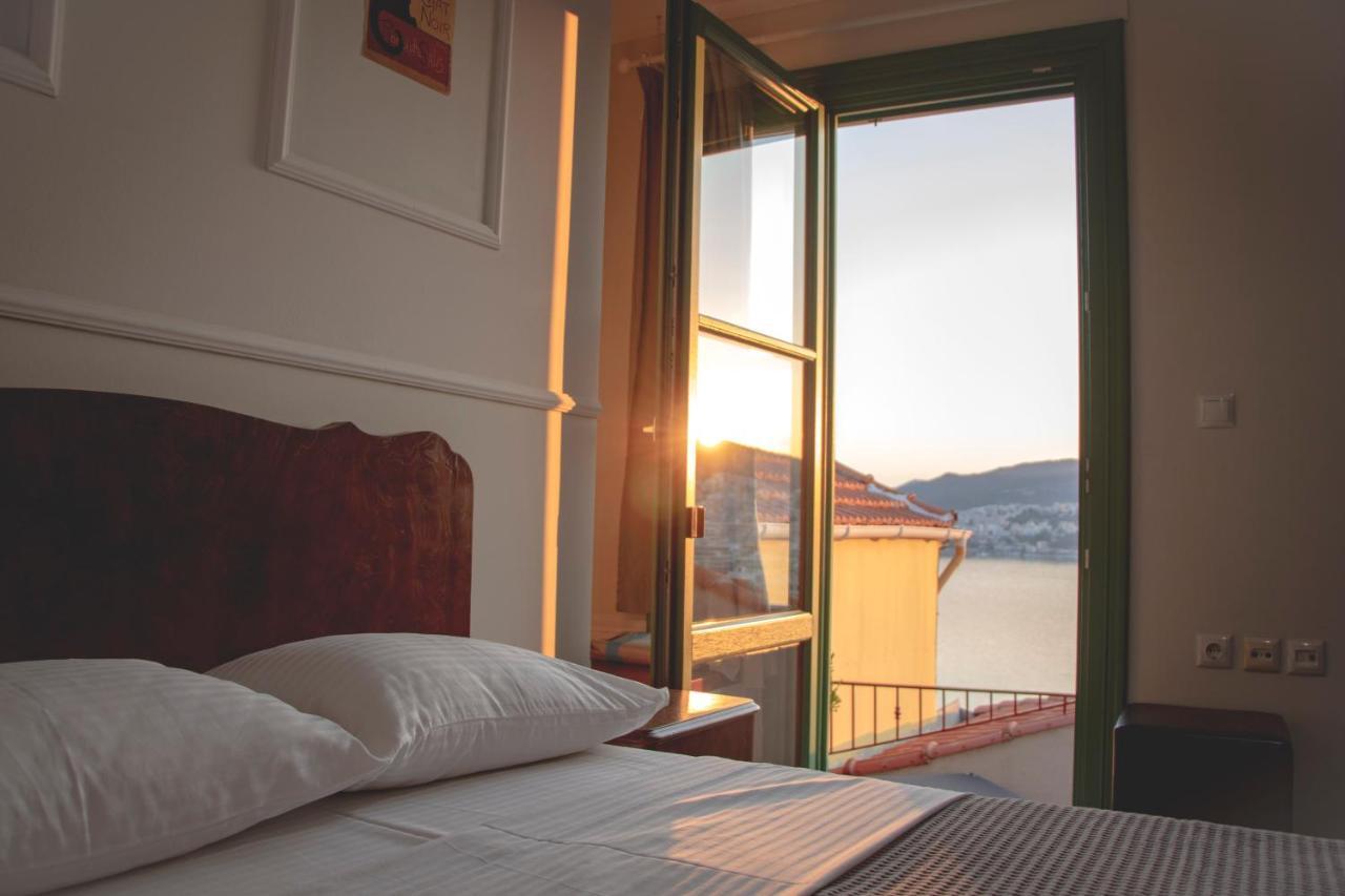 Theothea Suites Kavala Esterno foto