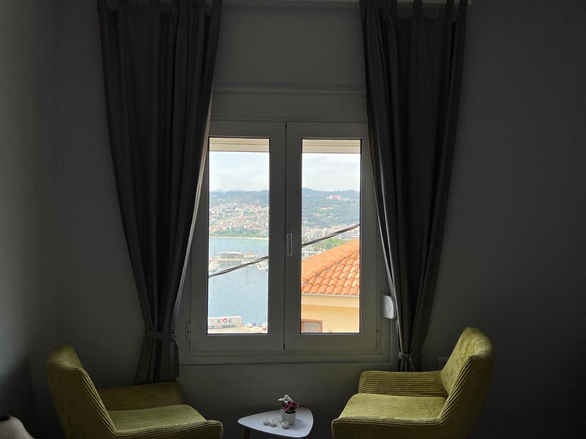 Theothea Suites Kavala Esterno foto